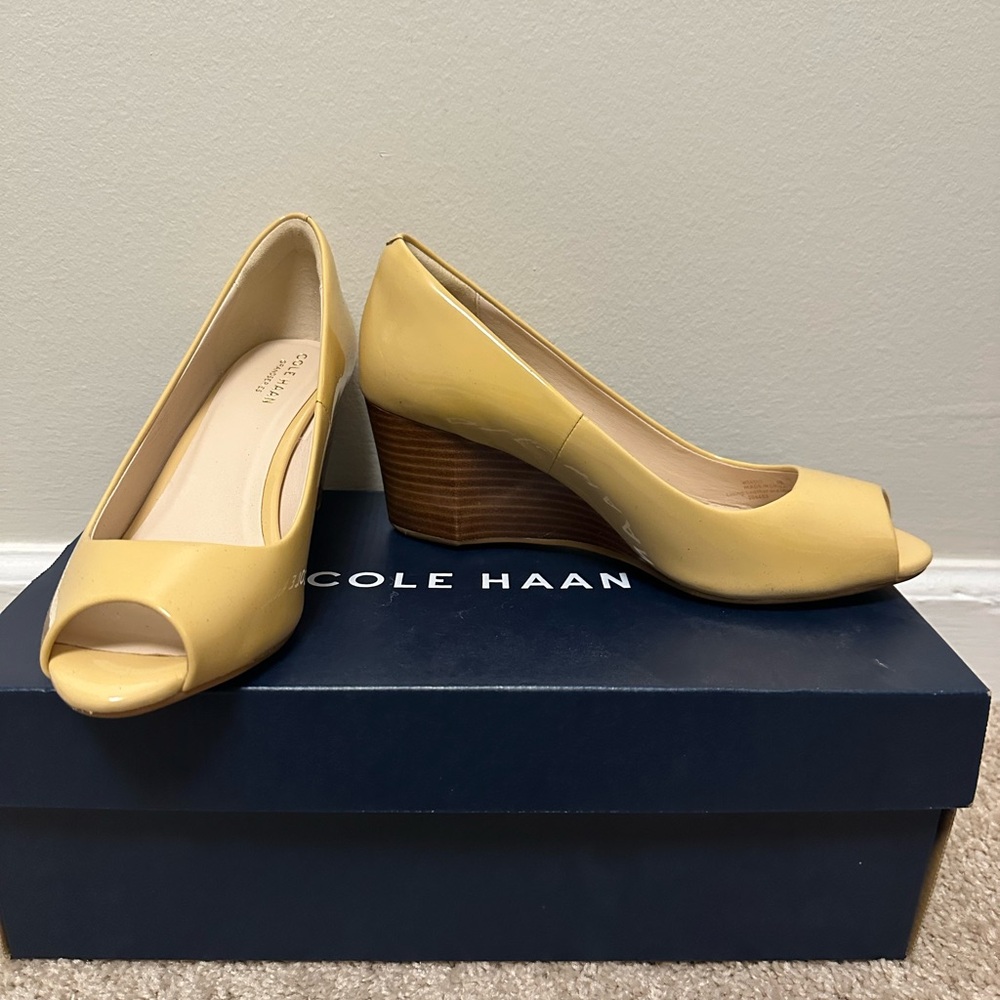 Cole Haan Size 8 Sadie Open Toe Wedge 2.5” BRAND NEW NEVER WORN
